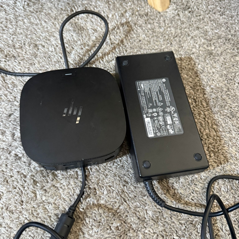 HP Black Media Streaming Device with Power Adapter